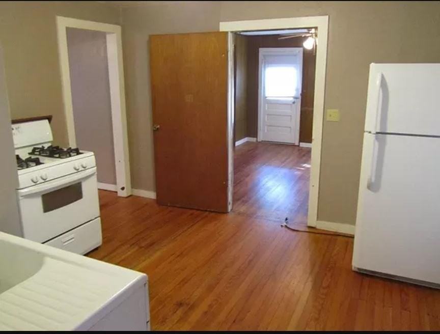 600 N Broadway - Photo 7 of 16
