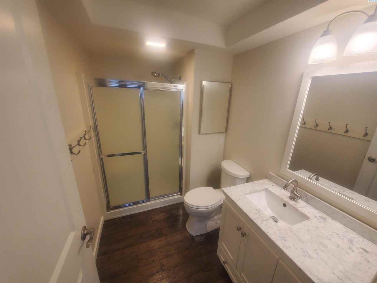 2419 W Grand Ronde Pl #D - Photo 4 of 20