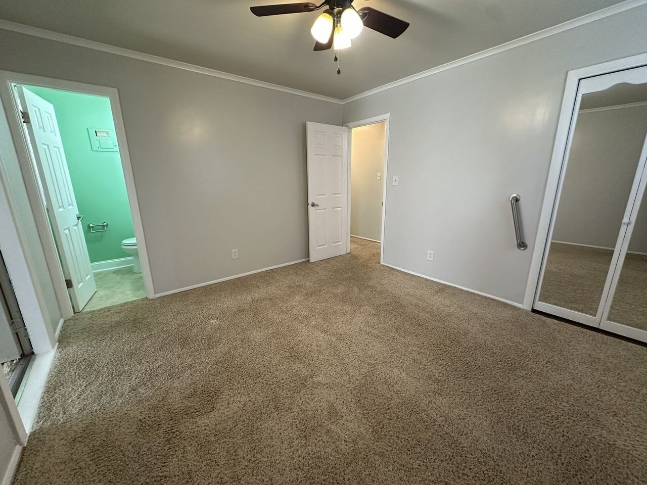 1618 Lexington Dr - Photo 5 of 18