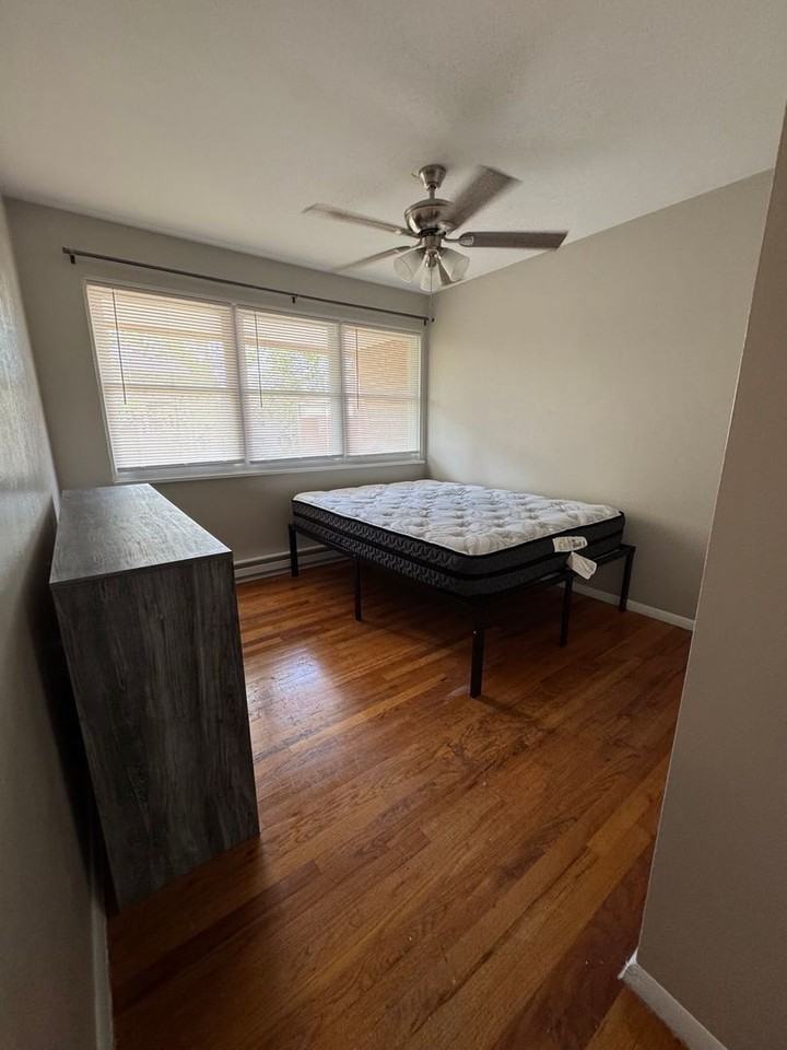 716 W Beaver Ave Apt E - Photo 5 of 8