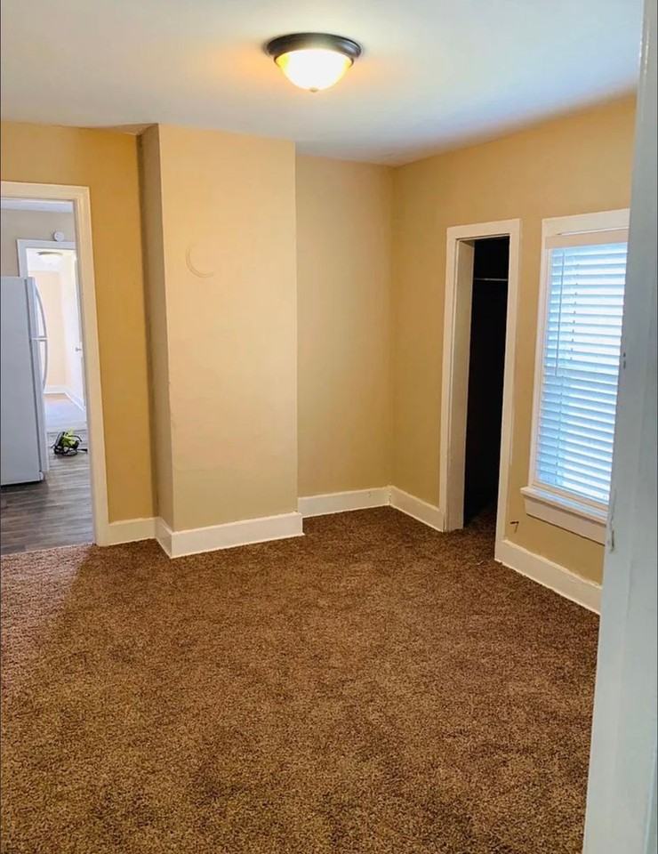 1113B Westgrove Avenue - Photo 5 of 10