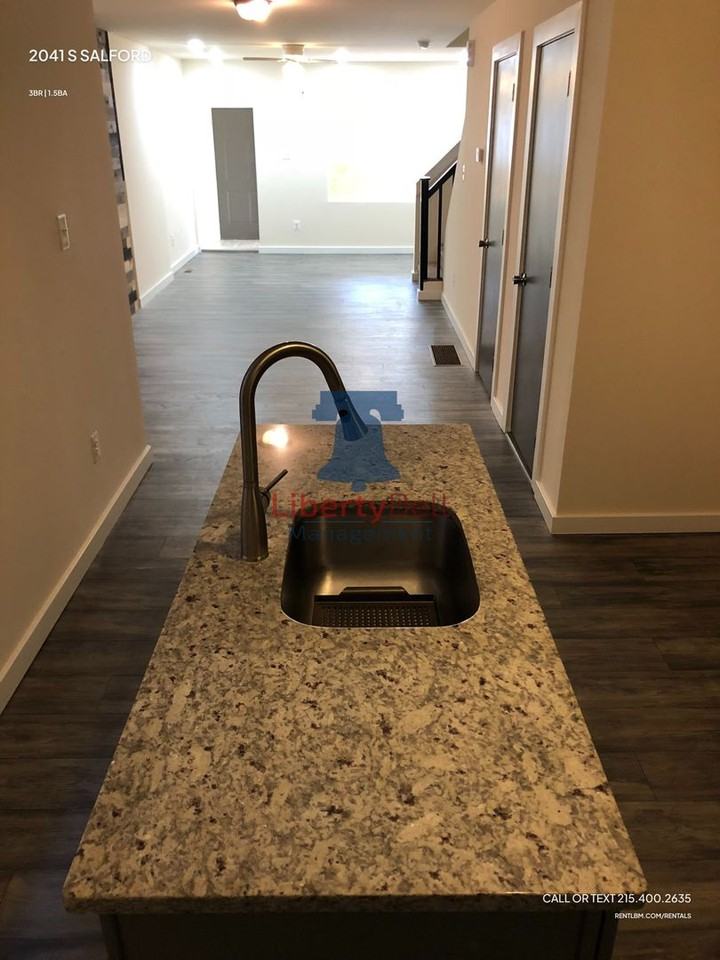 2041 S Salford St - Photo 5 of 13