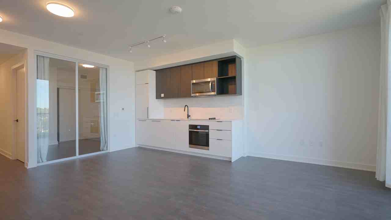 1185 Galleria Iii #719 - Photo 6 of 34