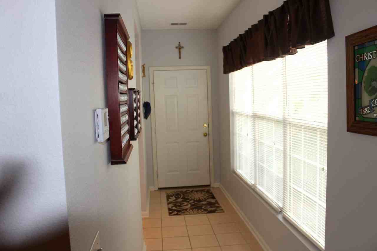 149 Lazy Daisy Dr - Photo 4 of 22