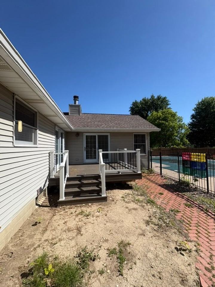 309 Arbor Vitae Dr - Photo 2 of 24