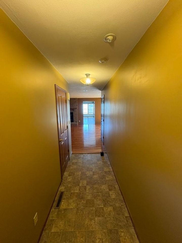 309 Arbor Vitae Dr - Photo 4 of 24
