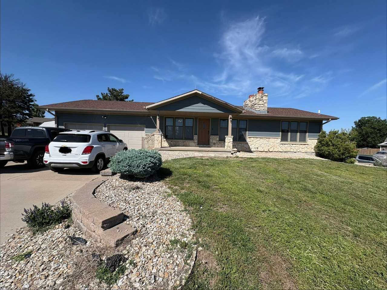 4676 N Dwight Dr