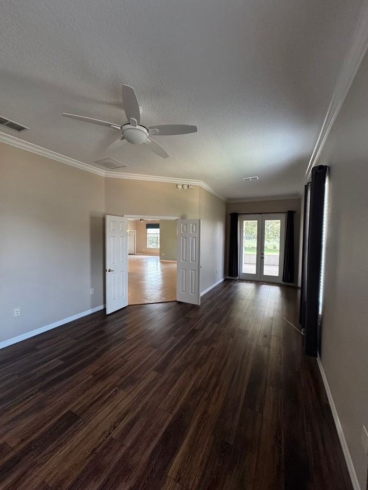 8821 Sw 82nd Court Rd - Photo 5 of 28