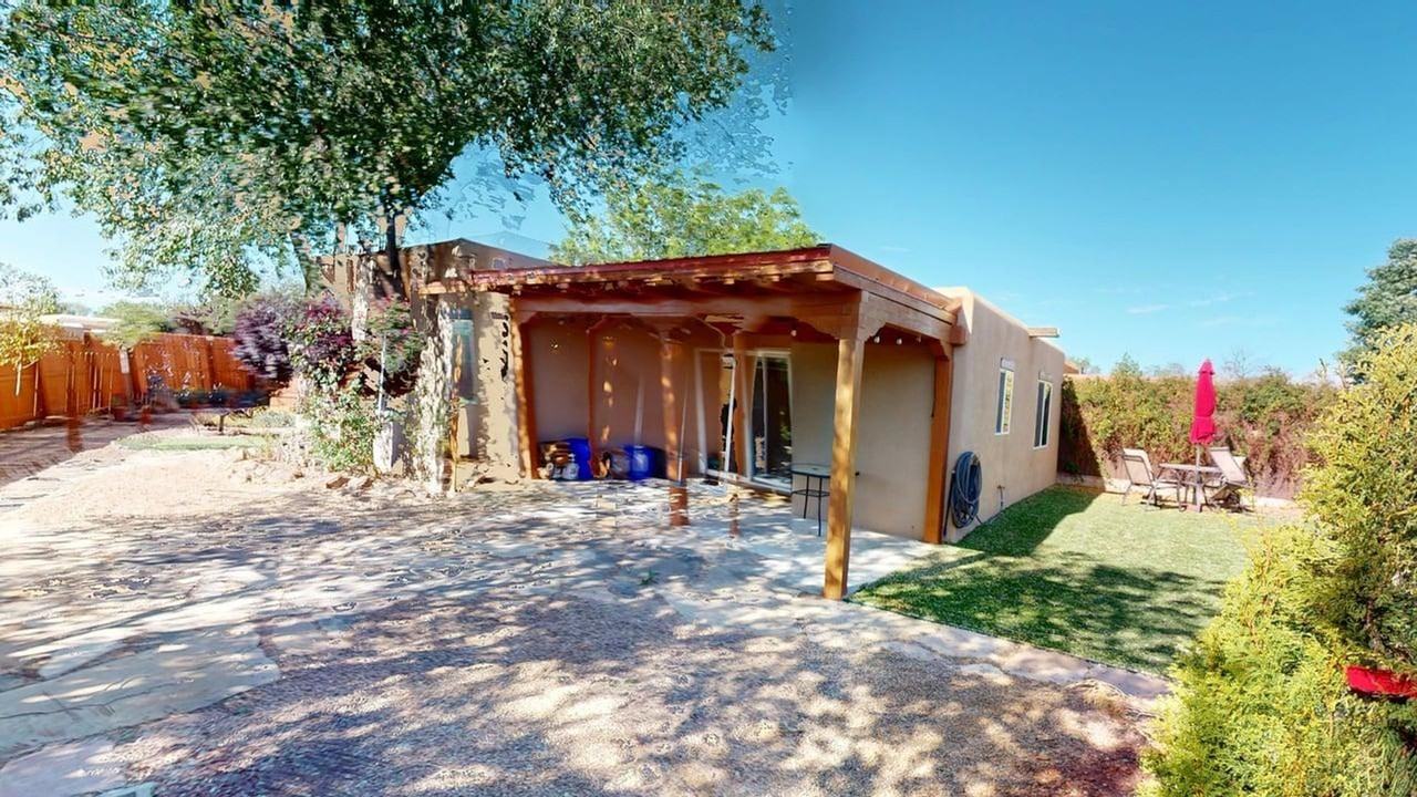 1259 Senda Del Valle - Photo 3 of 25