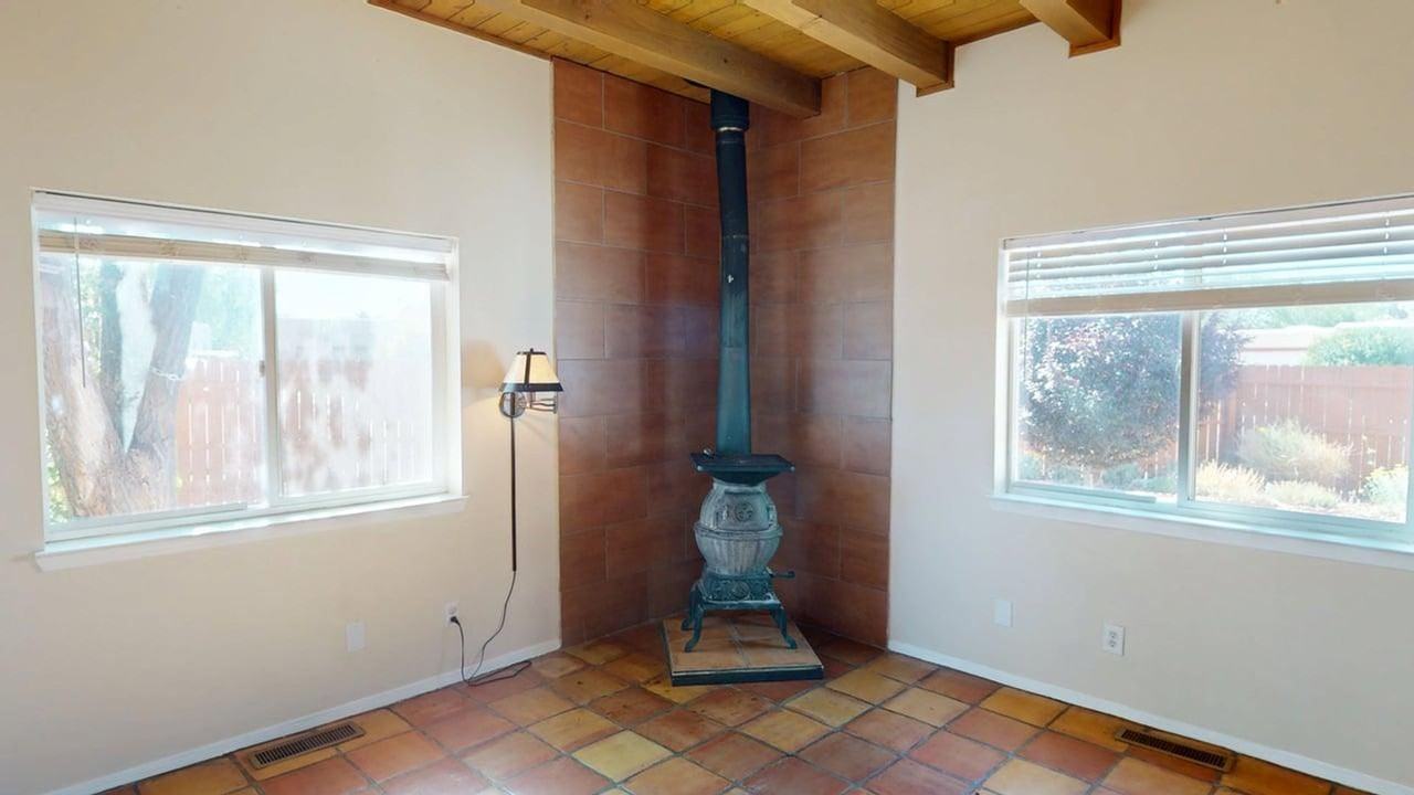 1259 Senda Del Valle - Photo 6 of 25