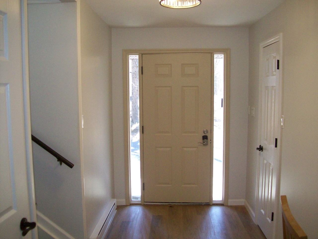 110 Pear Tree Ct - Photo 5 of 38