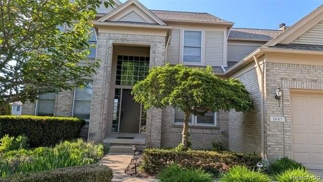 1687 Snowy Owl Ct - Photo 3 of 50