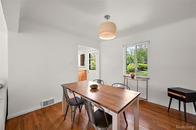 1065 Wimbleton Dr - Photo 5 of 32