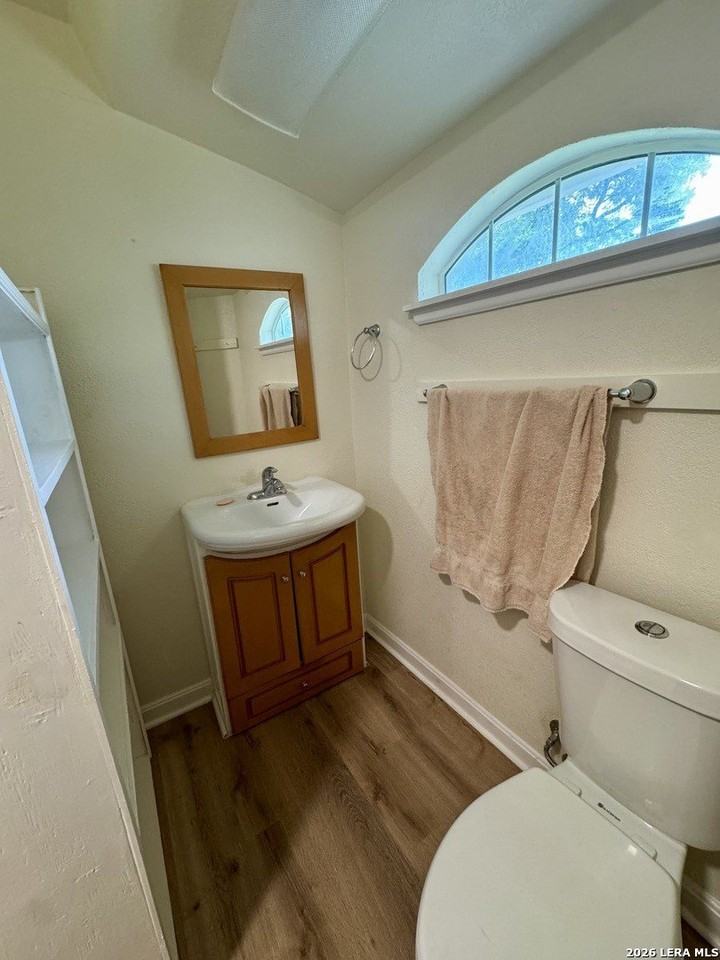 226 E Malone Ave - Photo 7 of 8