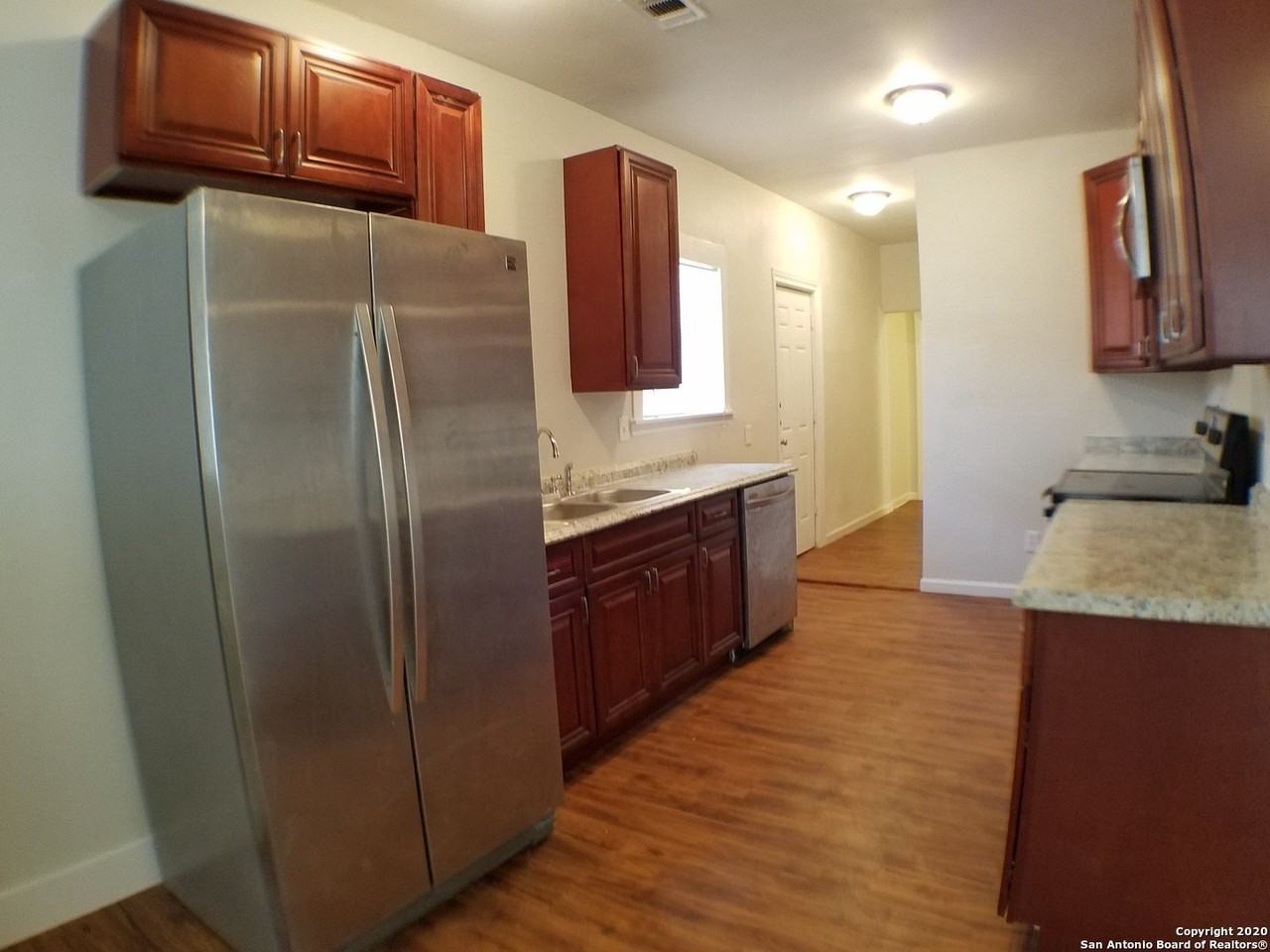 5019 Hemphill Dr - Photo 6 of 14