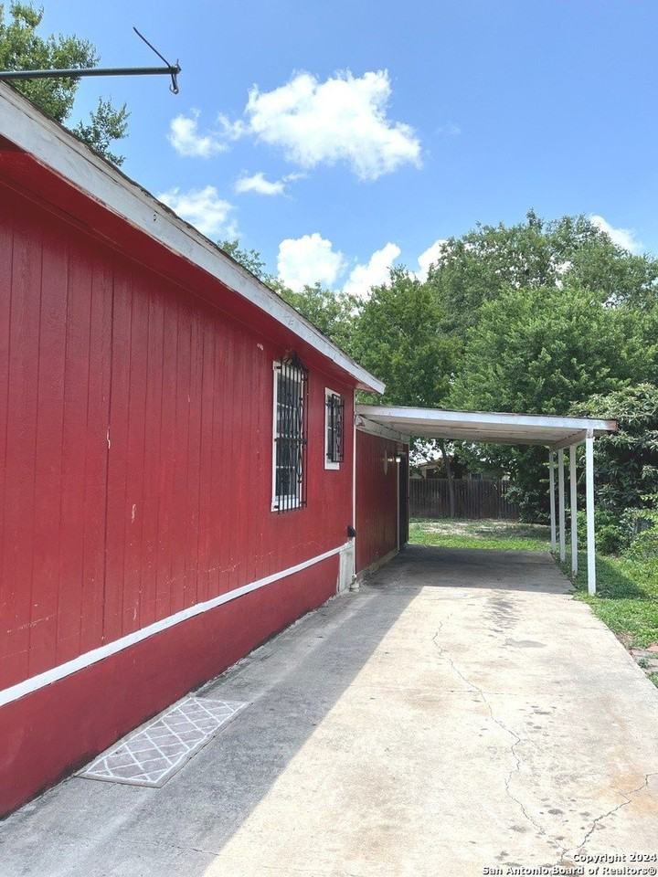 315 Jesse Ave - Photo 3 of 25