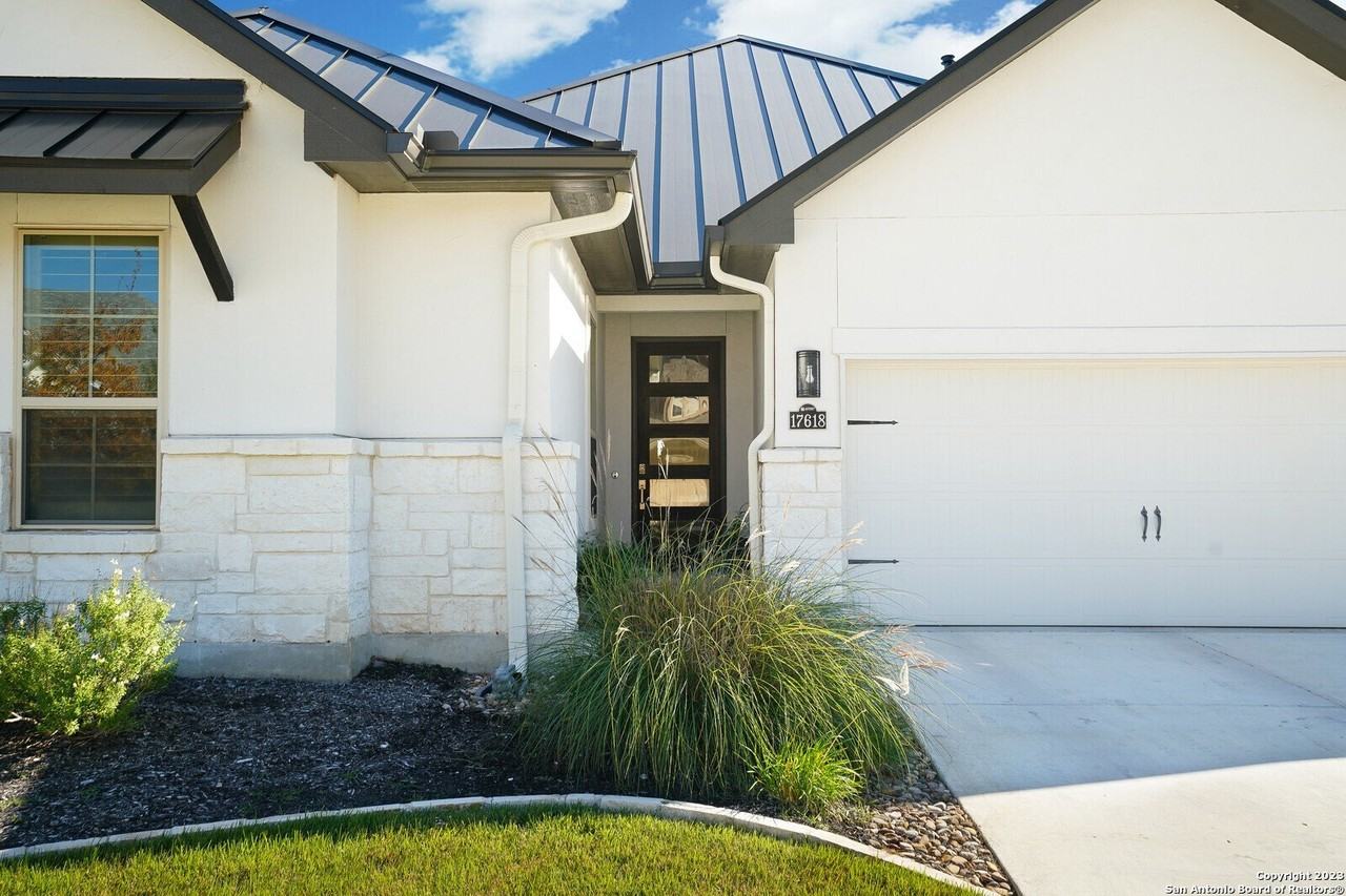 17618 Hillsedge - Photo 4 of 30