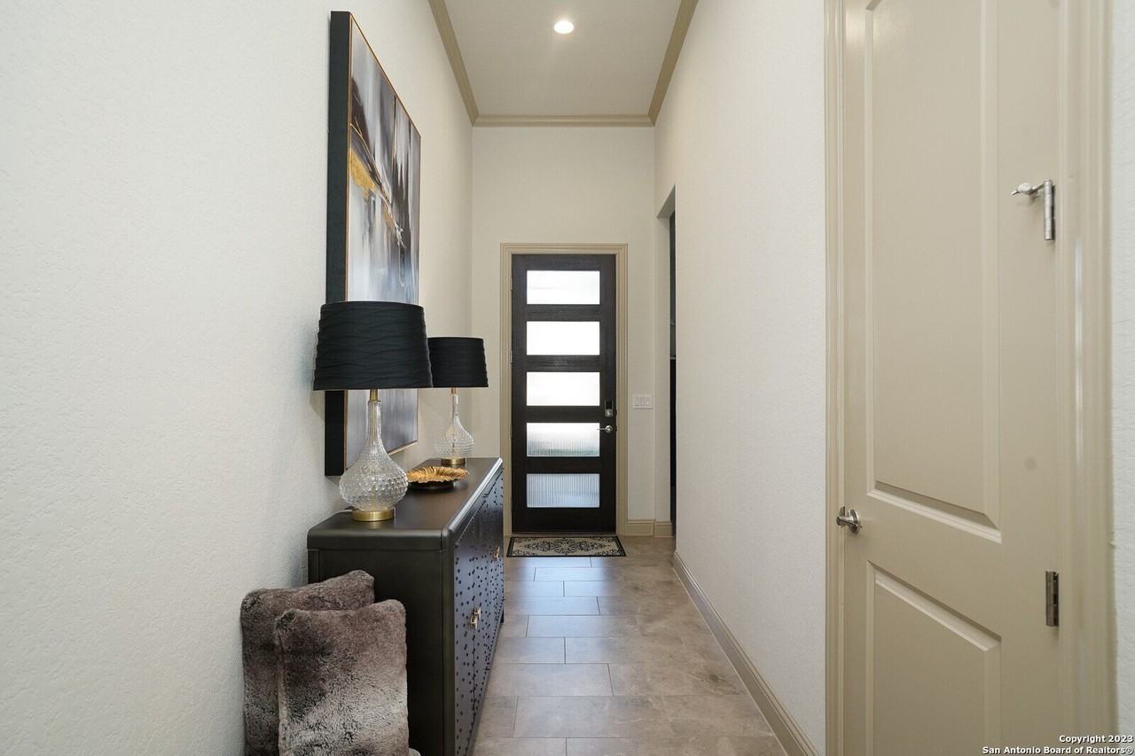 17618 Hillsedge - Photo 6 of 30