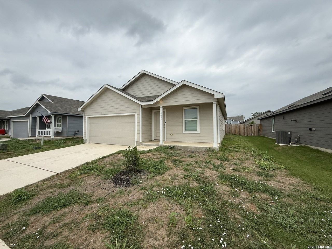 4839 Legacy Pt - Photo 2 of 33