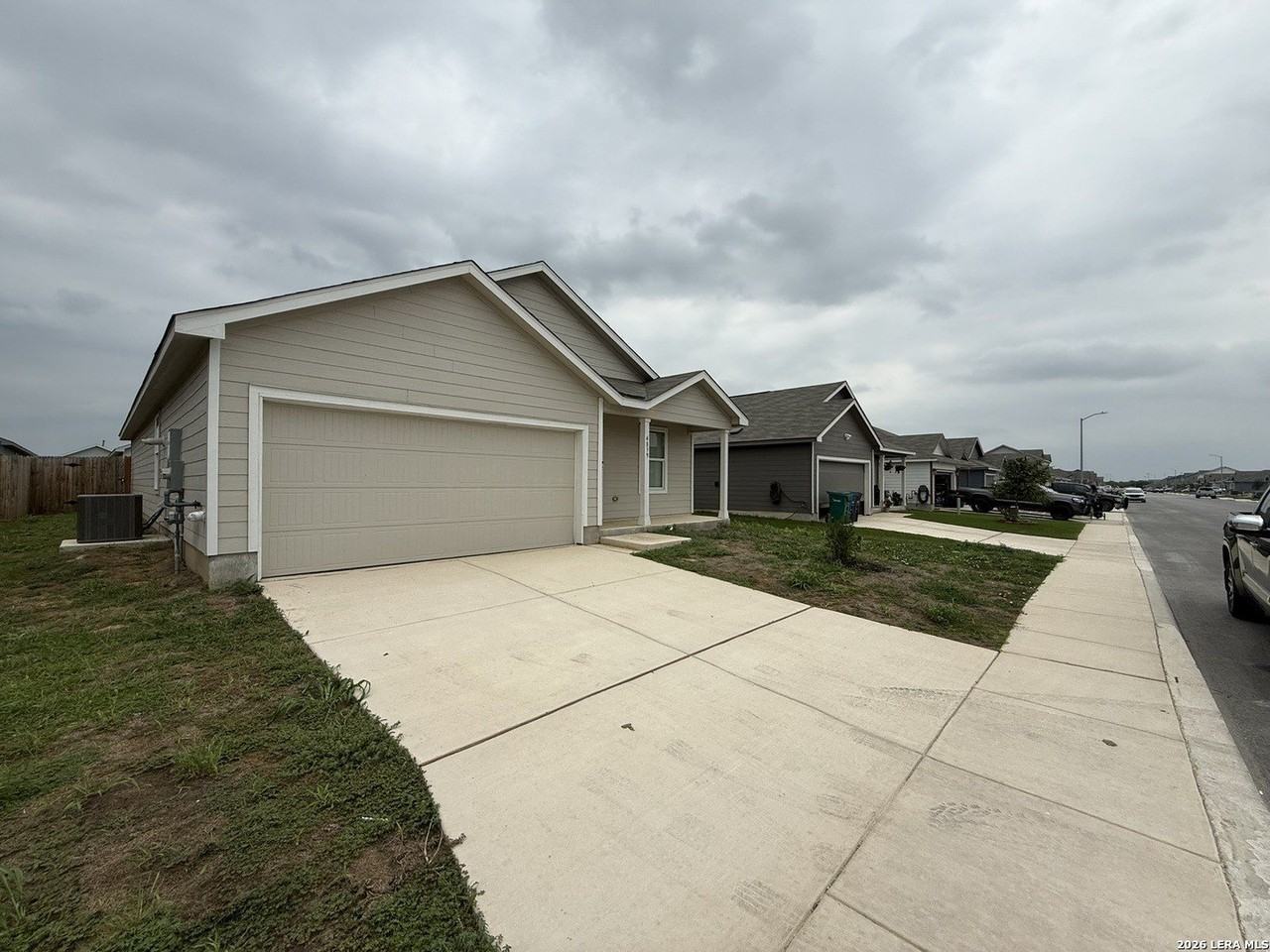 4839 Legacy Pt - Photo 4 of 33