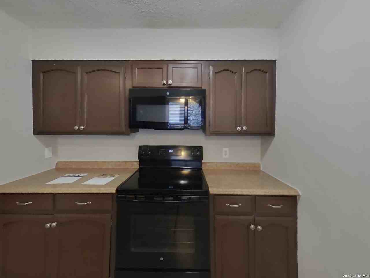 4911 Buckwheat St - Photo 5 of 16