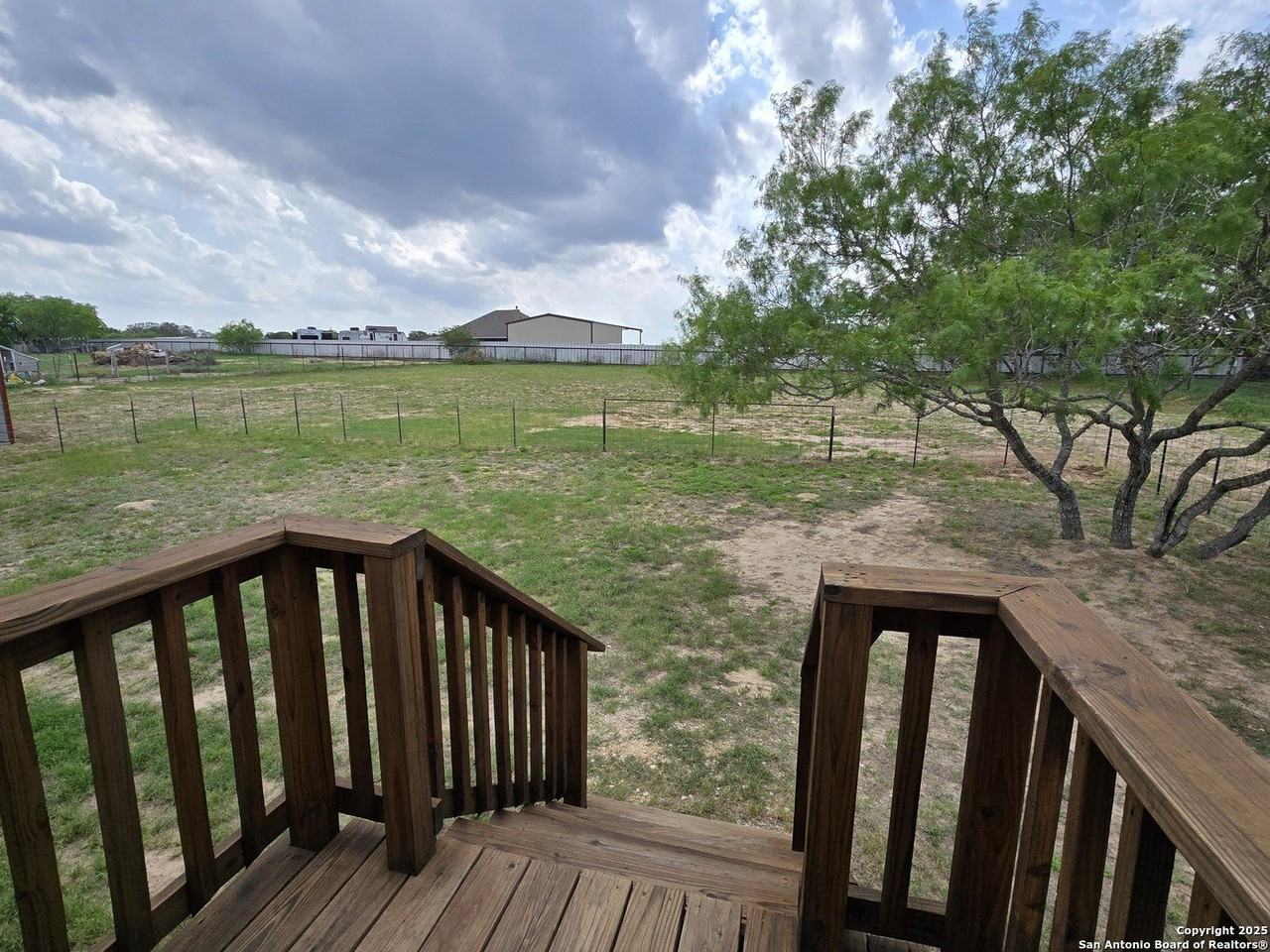 166 County Road 324 - Photo 2 of 11
