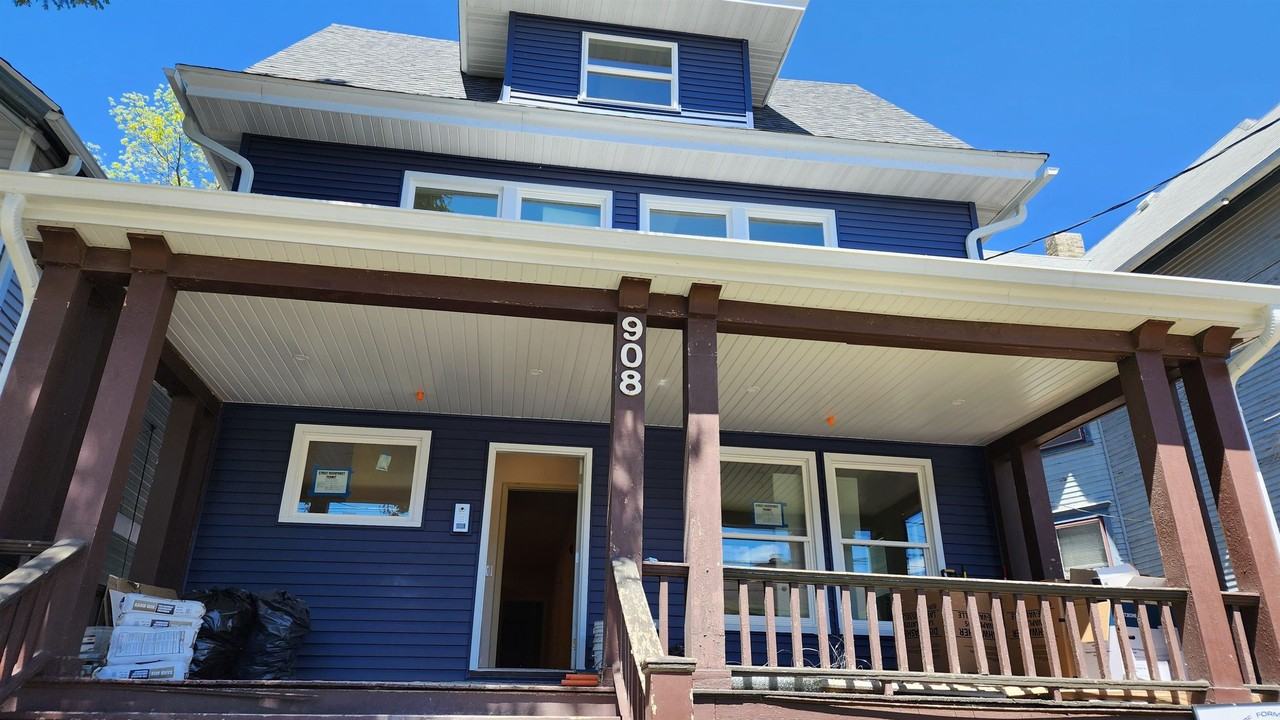 908 E Gorham St #2 - Photo 2 of 18