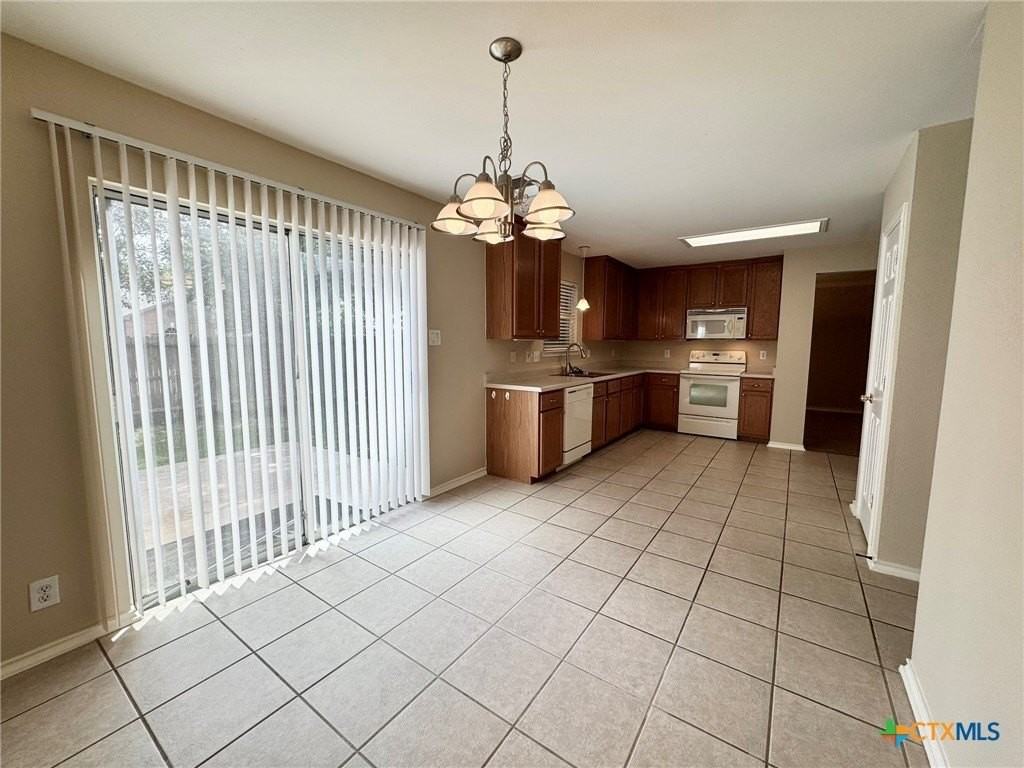 7707 Wexford Holw - Photo 7 of 34