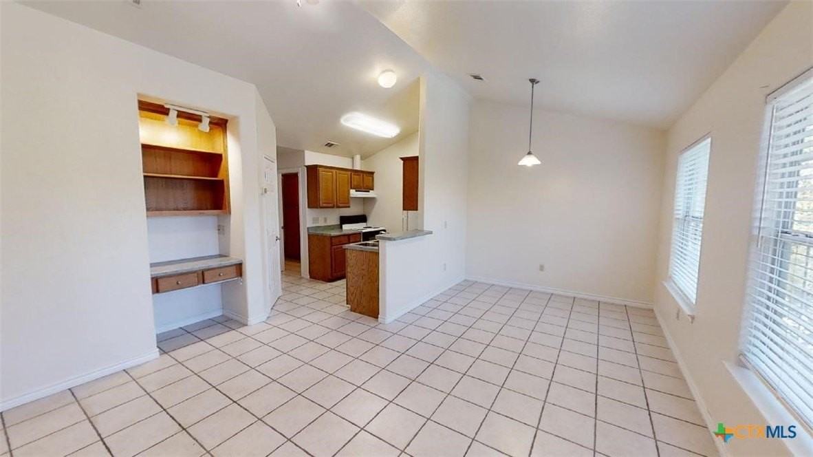 412 Burleson St #121 - Photo 2 of 11