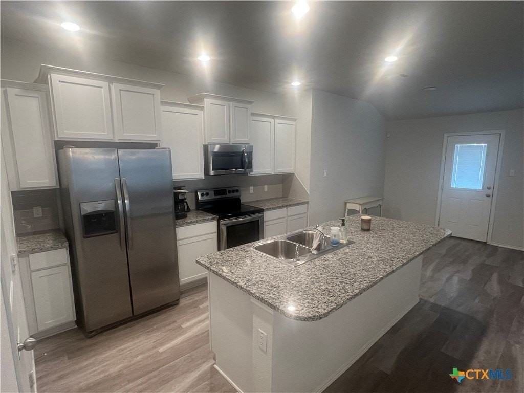 104 Green Jay Dr - Photo 6 of 15