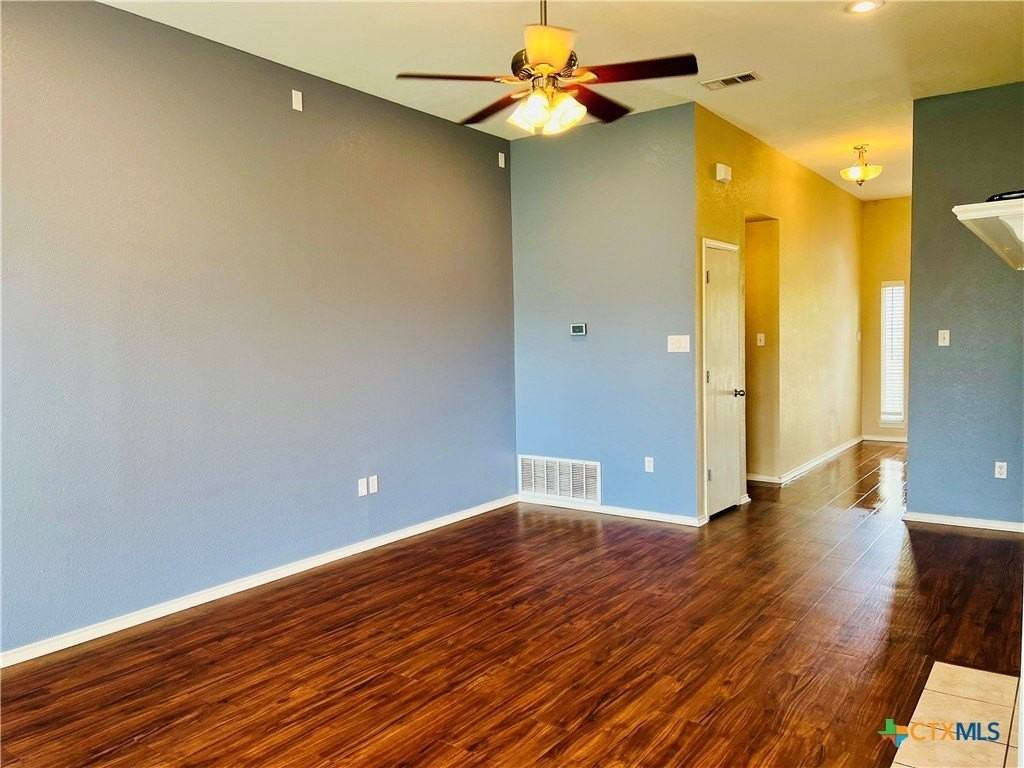 8210 Sunset Trl - Photo 5 of 15