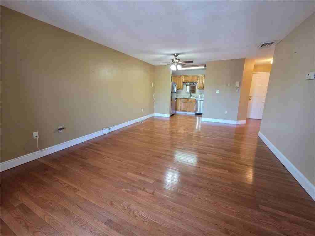 1800 Douglas Ave #327 - Photo 5 of 22