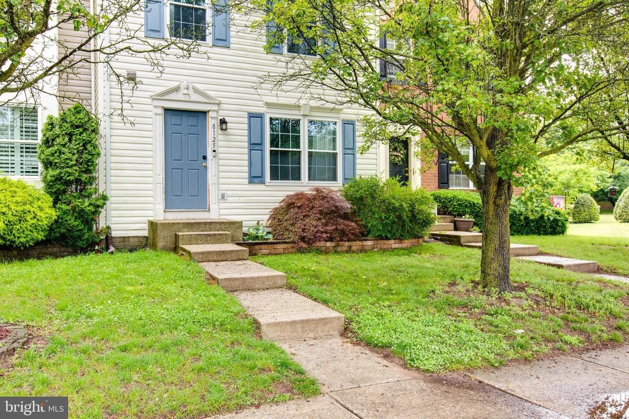 8125 Gray Stone Ln - Photo 4 of 45