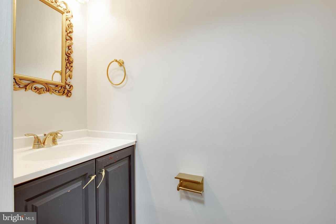 8125 Gray Stone Ln - Photo 6 of 45