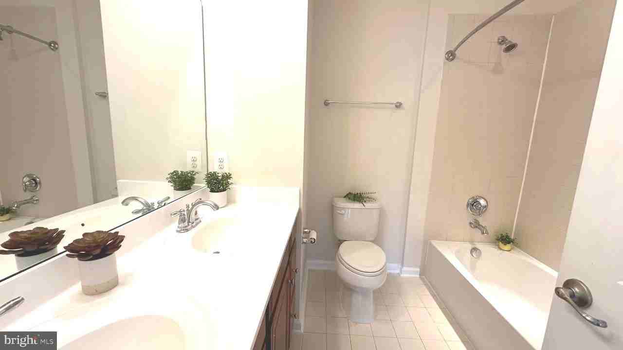 7343 Old Calvary Rd - Photo 3 of 35