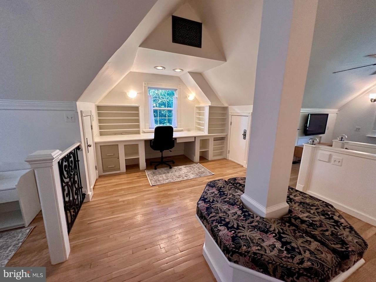 1012 S Creek View Ct - Photo 6 of 18