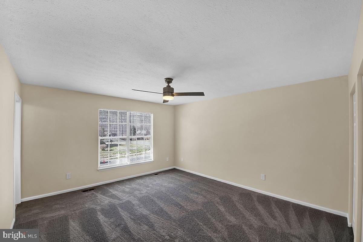 801 High Plain Dr - Photo 6 of 50