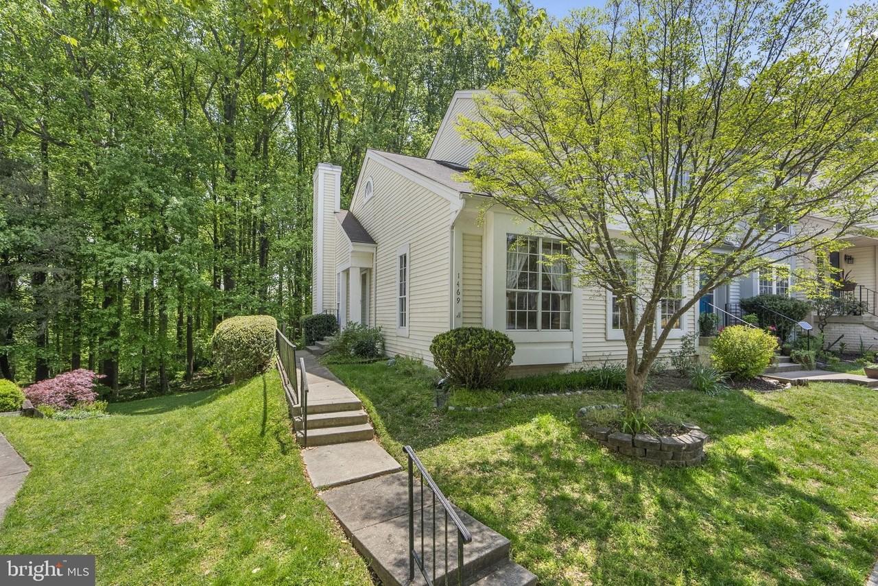 1469 Casino Cir - Photo 2 of 31