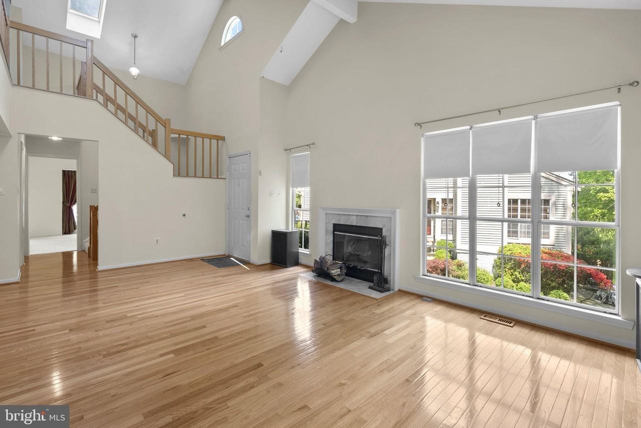 1469 Casino Cir - Photo 6 of 31