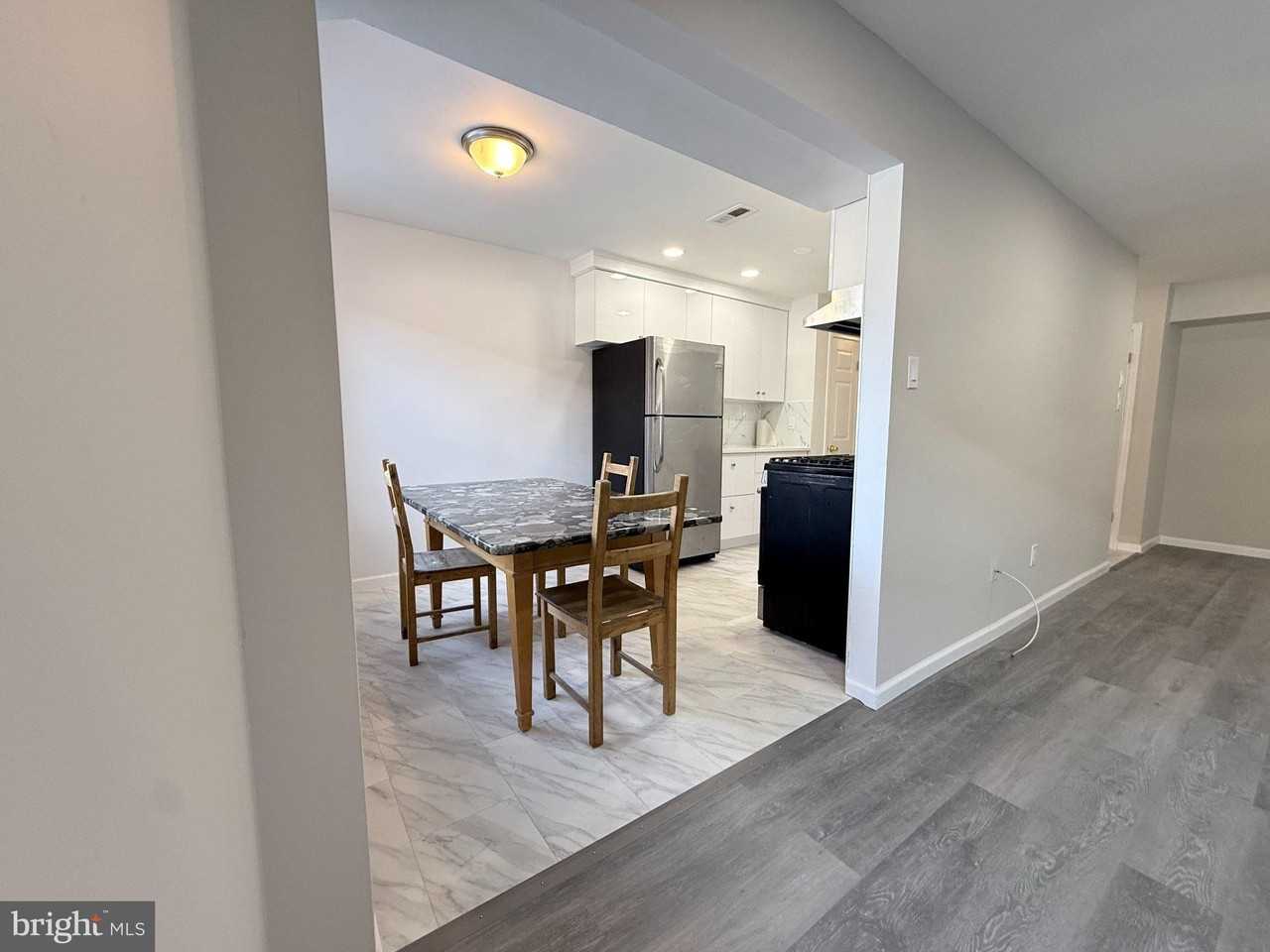 513 Edison Glen Ter - Photo 6 of 11