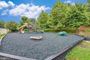 83 Sayre Dr - Photo 1 of 1