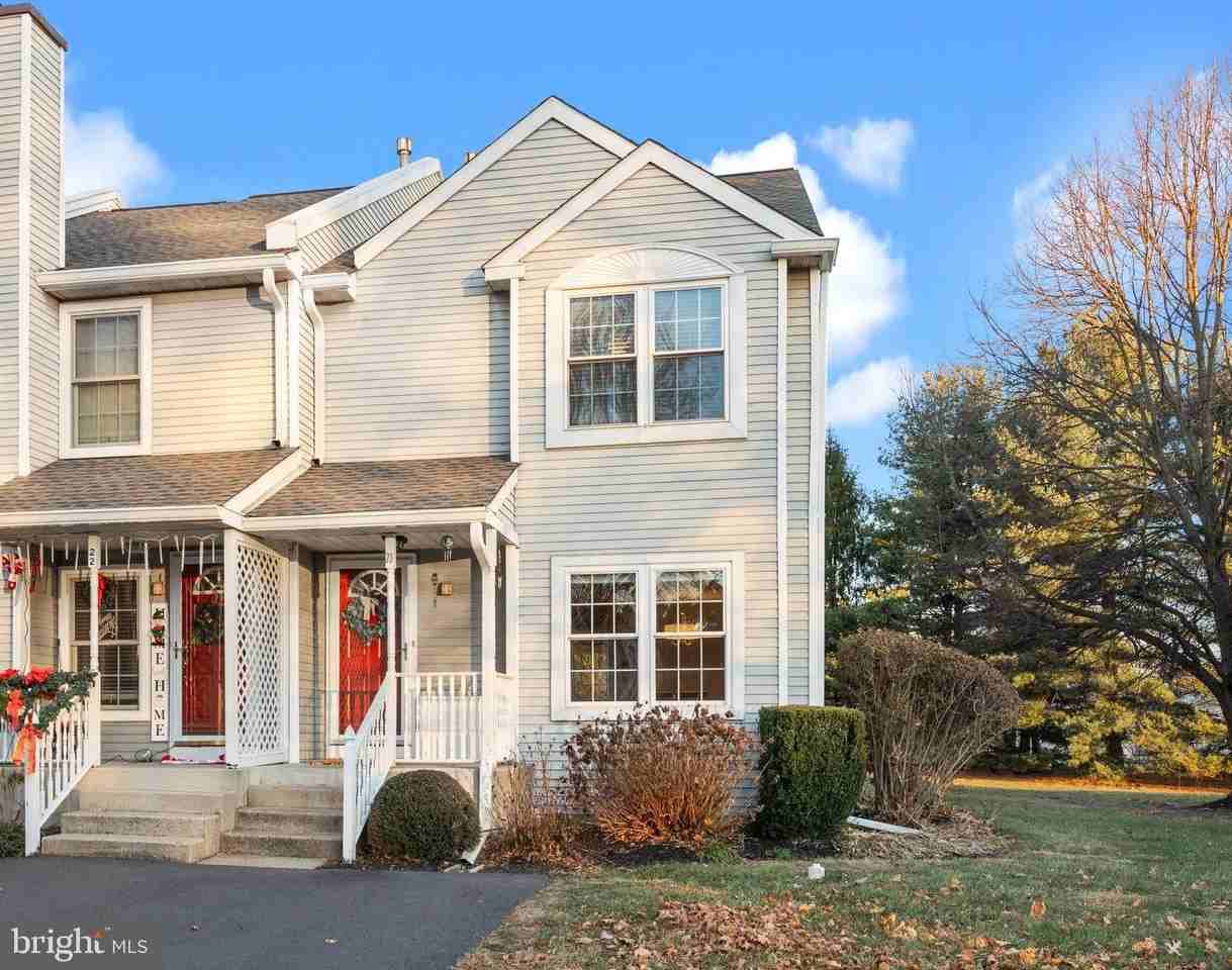 23 Violet Ln - Photo 2 of 30