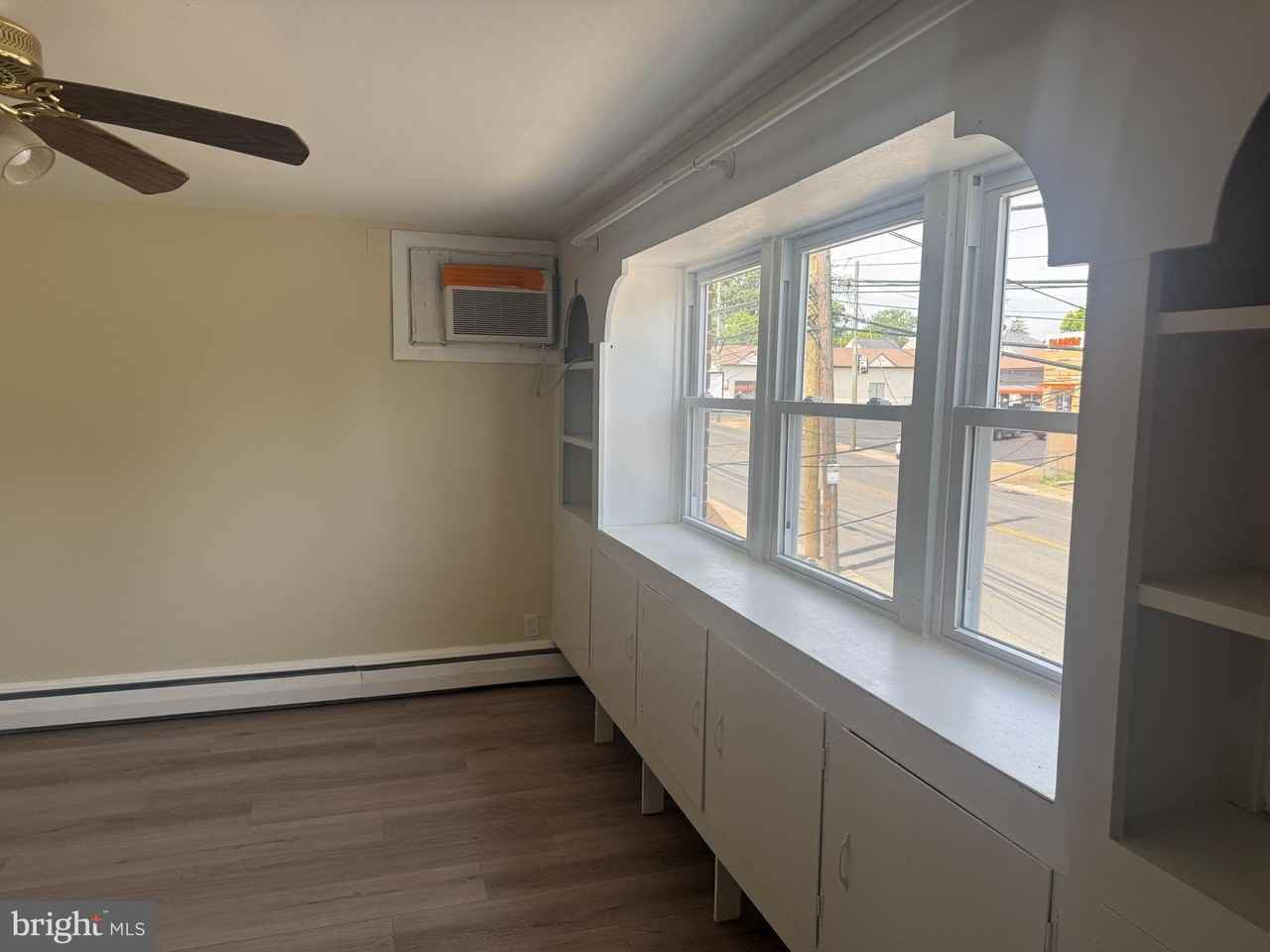 1620 Macdade Blvd #2ndFL - Photo 3 of 12