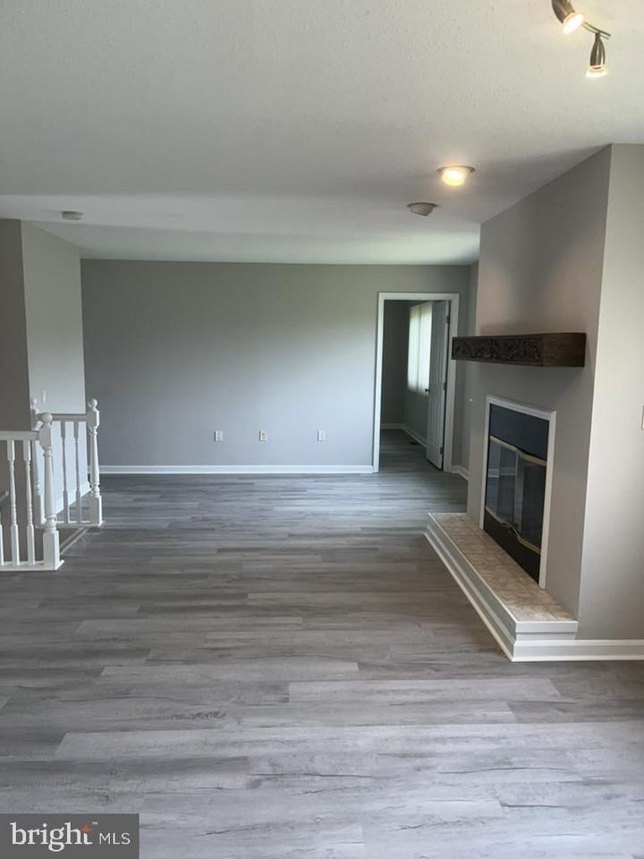 11C Reese Ave - Photo 6 of 25