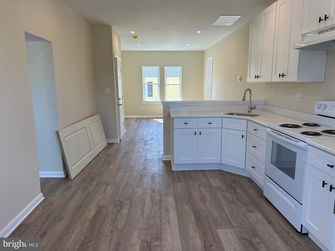 319 W Ridge Pike #200 - Photo 4 of 11