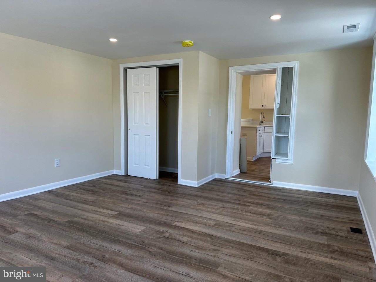 319 W Ridge Pike #200 - Photo 7 of 11