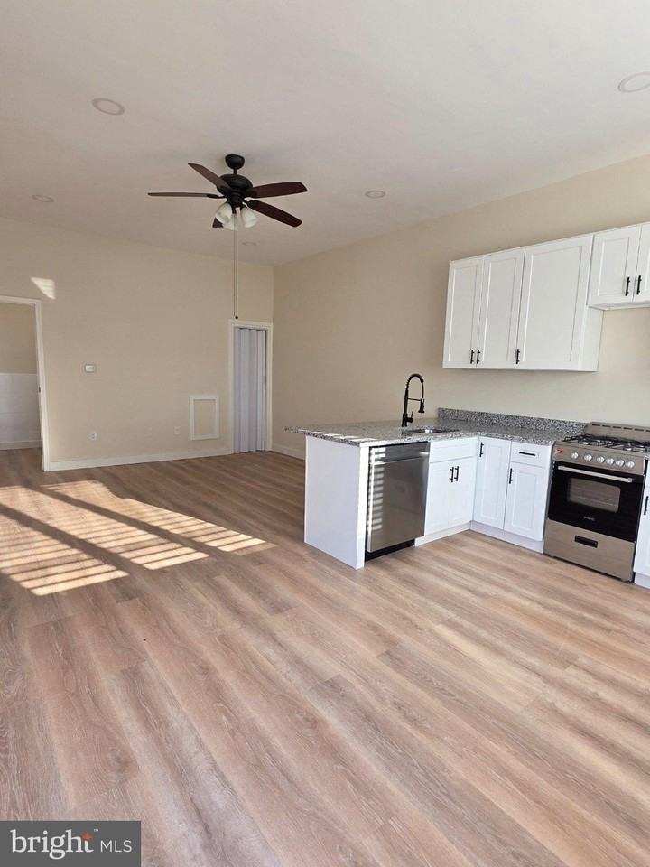 2715 E Ontario St #A - Photo 2 of 15