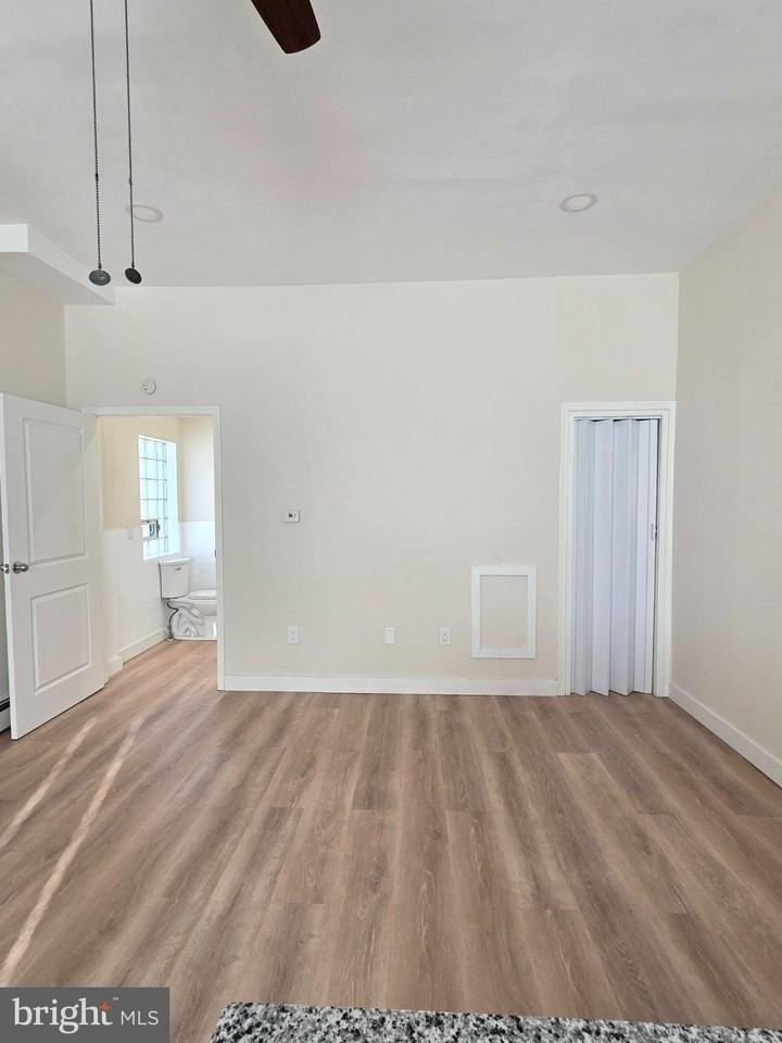 2715 E Ontario St #A - Photo 7 of 15