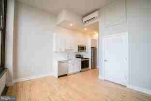 1300 S 19th St #215 - Photo 1 of 1