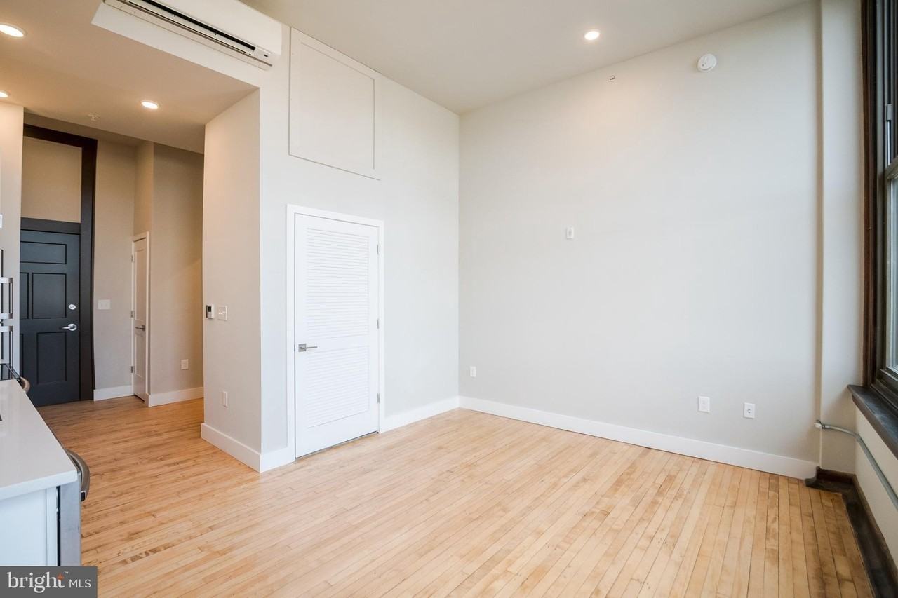 1300 S 19th St #215 - Photo 4 of 13